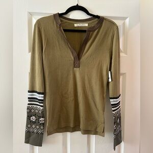 Free People, Open Neck Henley, size M, NWT, decorative sleeves